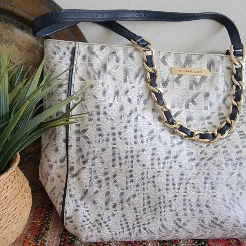Michael kors shoulder bag chain tote - Picture 7 of 13